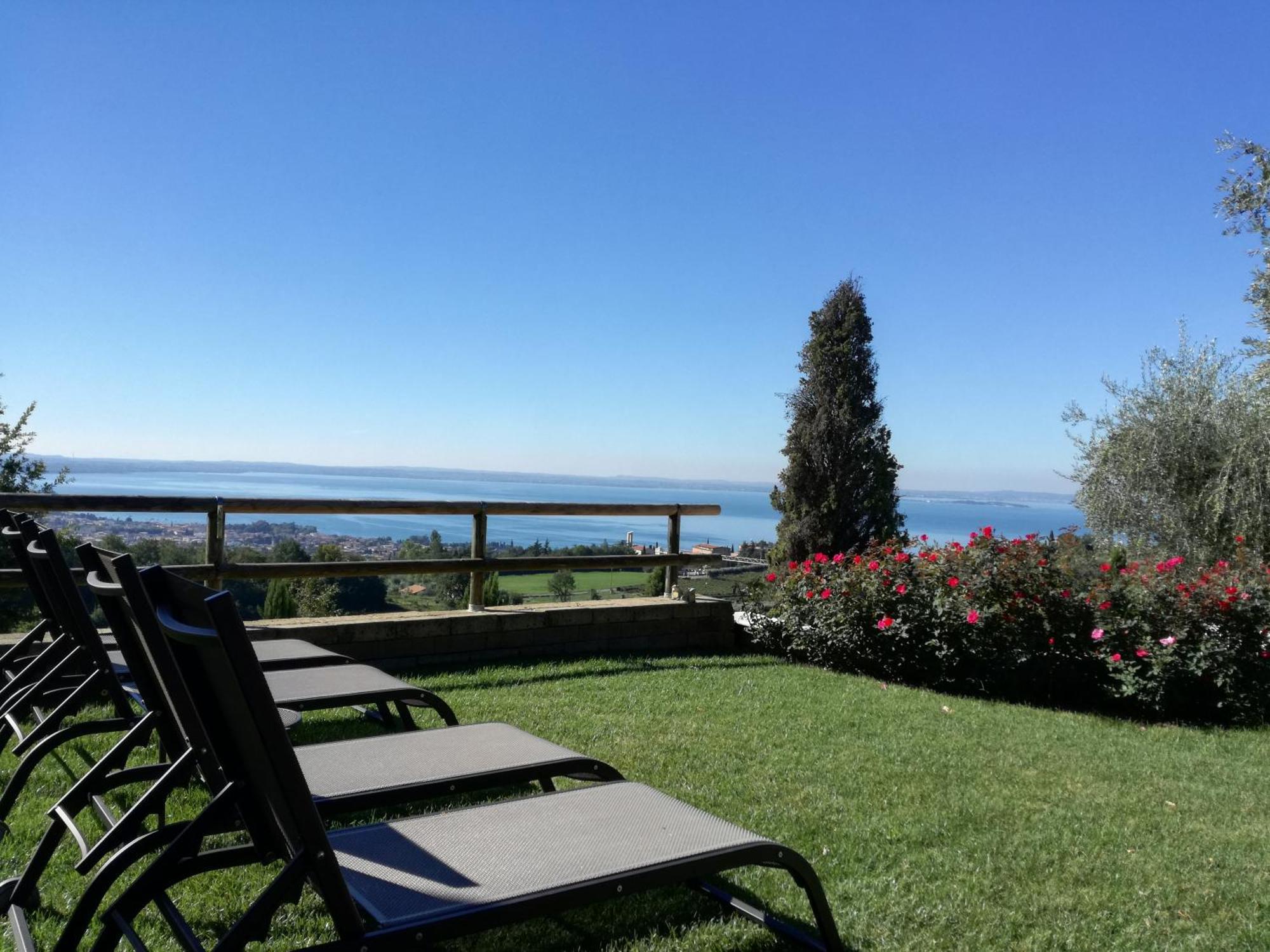 Bed and Breakfast Relais Colle San Giorgio Bardolino Exterior foto
